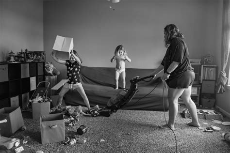 family porn pics|I Took These 22 Brutally Honest Photos Of Moms To Show What。